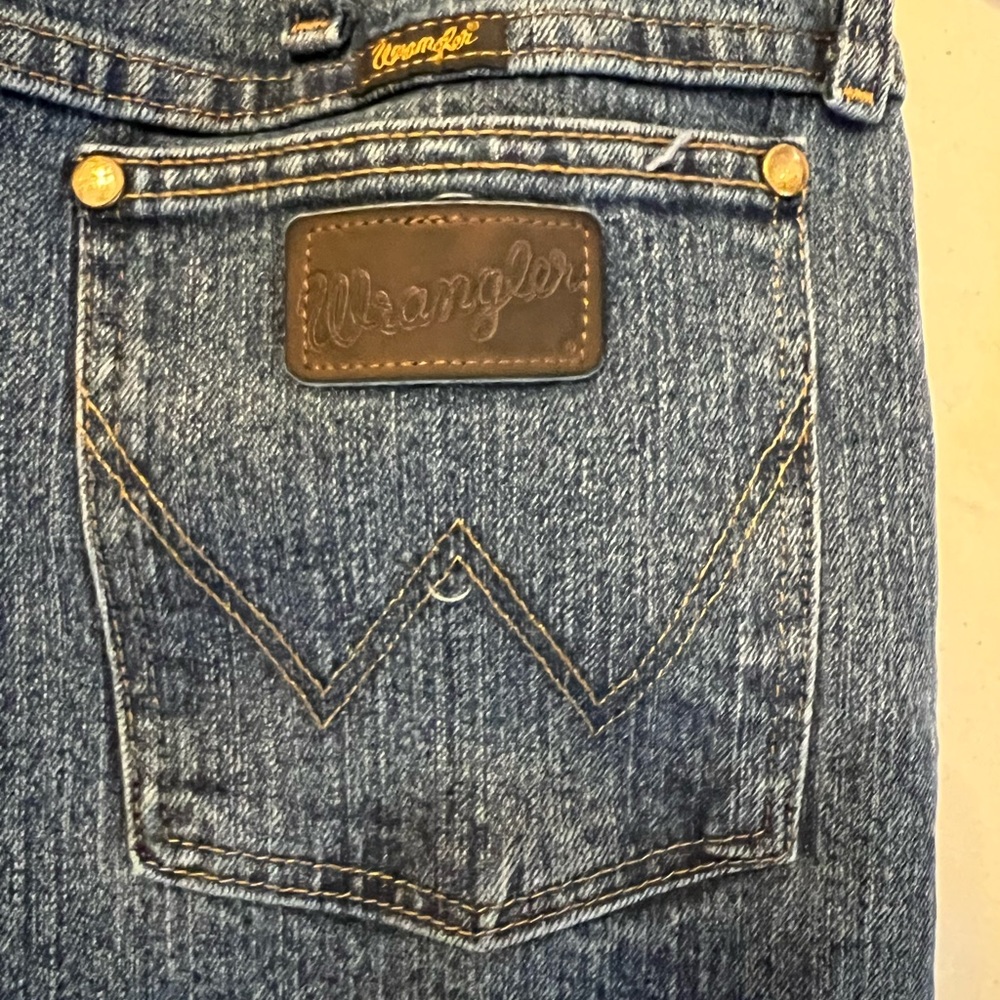 Wrangler 47 advanced comfort 36x34